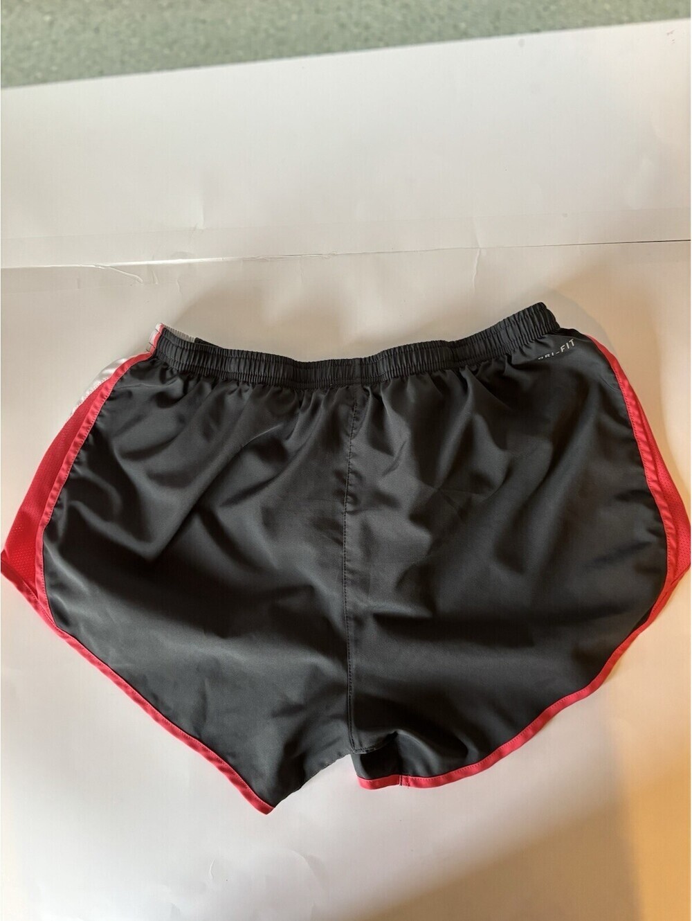 Shorts - Picture 3 of 3